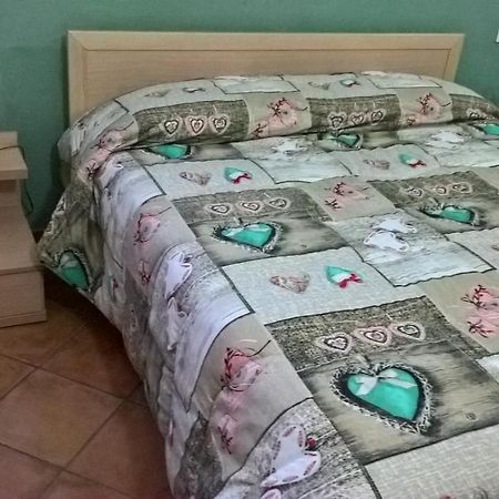 Bed and Breakfast L'Oro Della Citta Ferrara Exterior foto